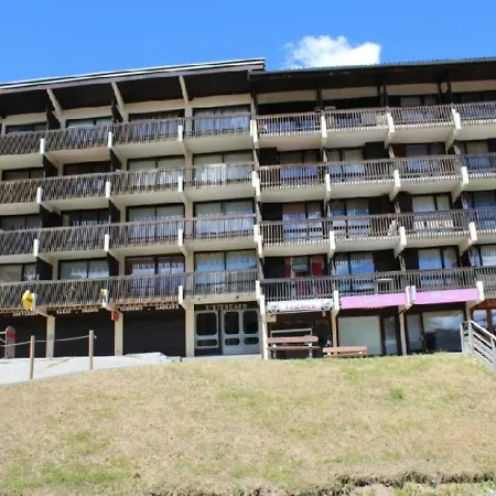 Appartement Studio Auris, 1 Pièce, 2 Personnes - Fr-1-297-155